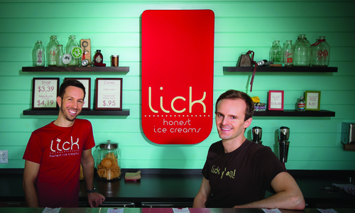 lick2