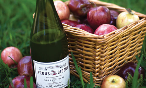 Argus-Cidery-bottle-with-apples