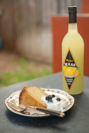 Liquid-Ingreds-Lemon-Pound-Cake
